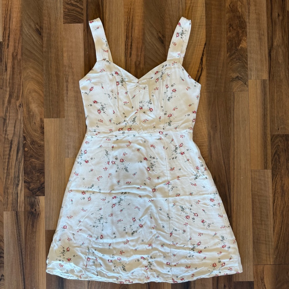 Wayf Floral Mini